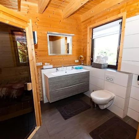 Tommy Comfortable Feriehus Rieden (Mayen-Koblenz)